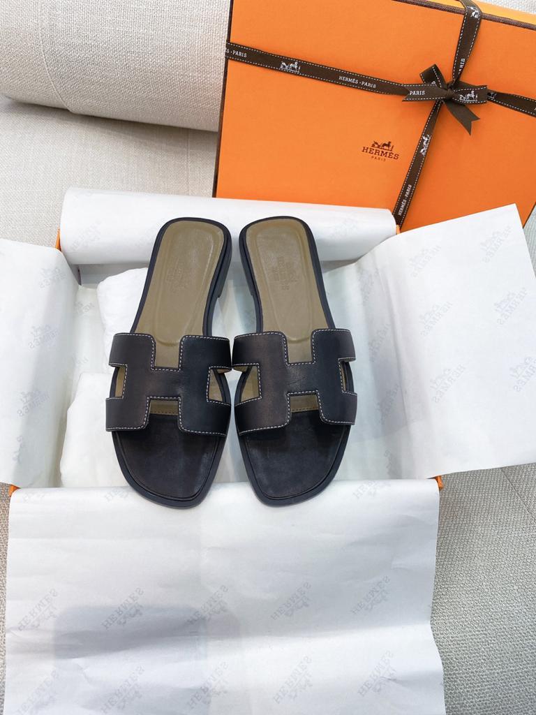 Hermes Sandals 84 - vstockx