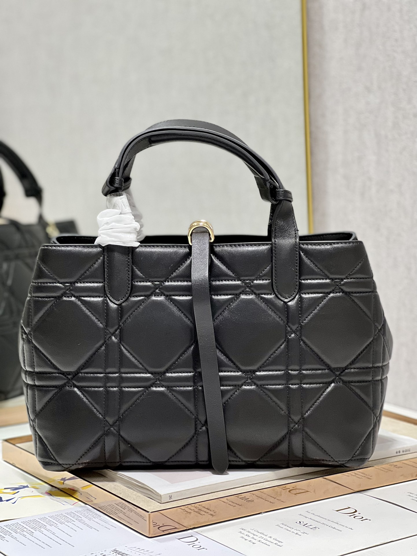 Handbag Dior 1188 size 30  36  15 cm - vstockx