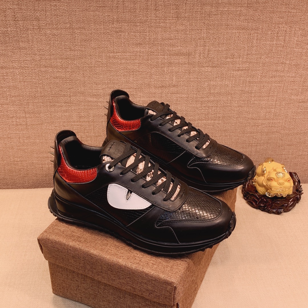 Fendi Low Top Sneakers 15 - vstockx