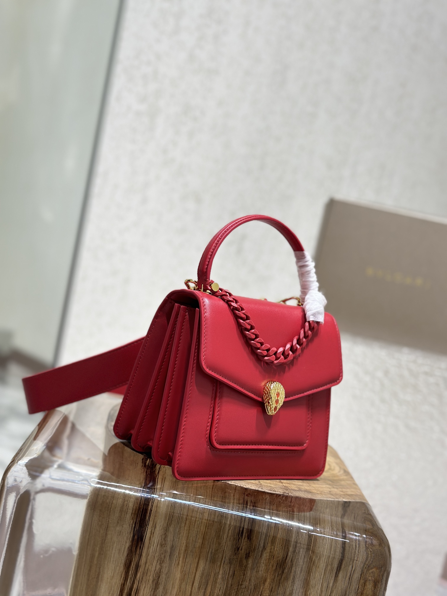 Handbags Bvlgari 290762 size:18*15*9.5 cm - vstockx