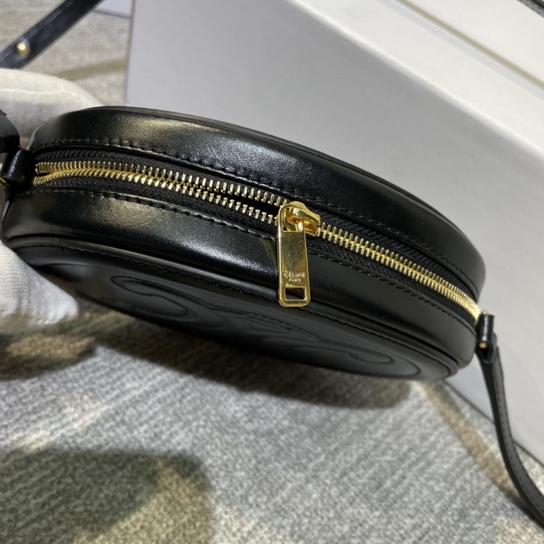 Handbags CELIN 101703 size:16x12.5x4 cm - vstockx