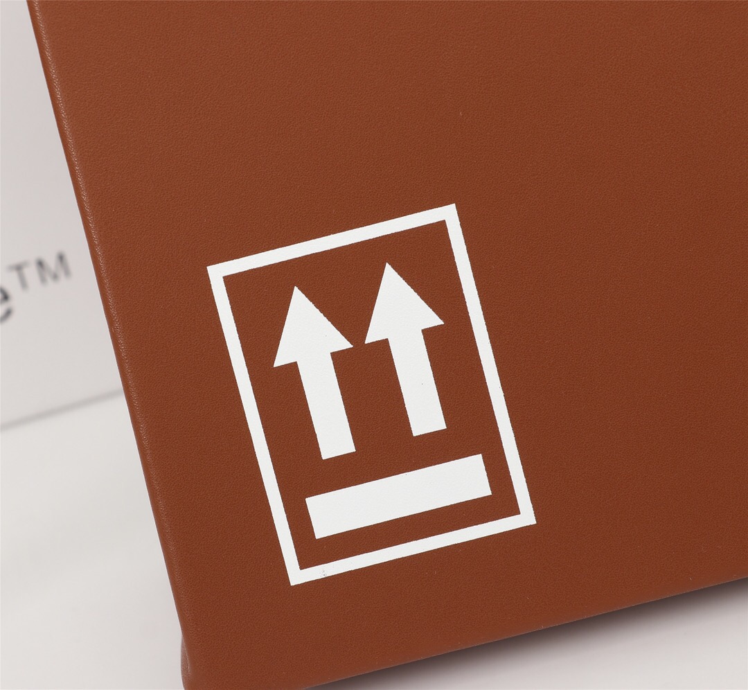 handbags OFF-White 534  5330870  size:22*18*8cm - vstockx