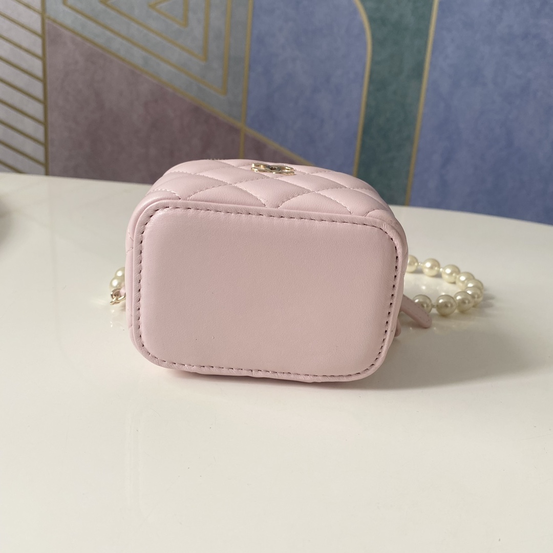 Handbag Chanel 81182 size .** - vstockx