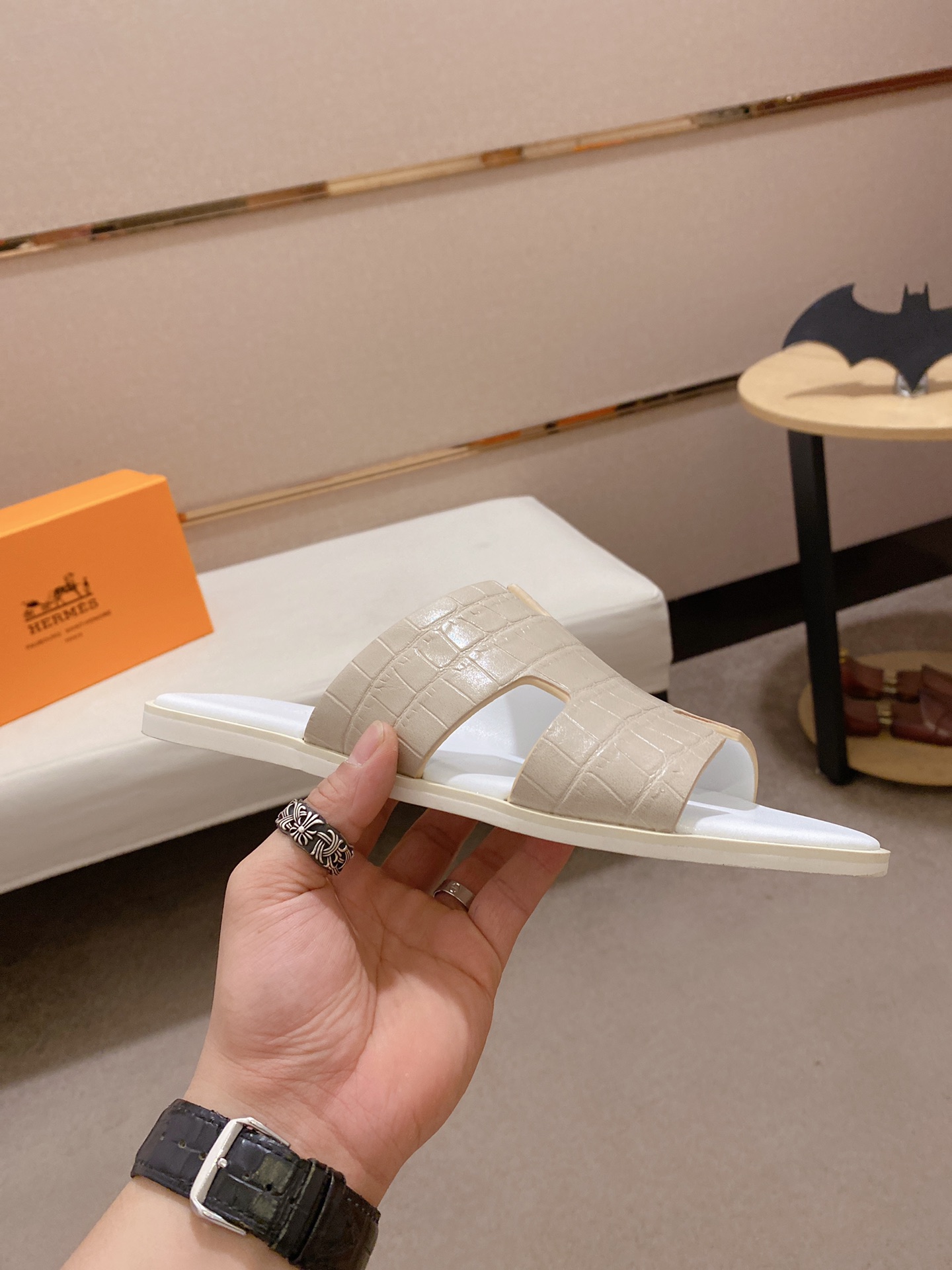 Hermes Sandals 7 - vstockx