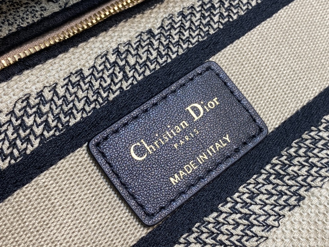 Handbags Dior 6605 size:24cm - vstockx