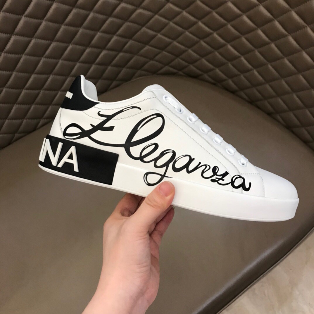 Dolce & Gabbana Low Tops Sneakers 138 - vstockx