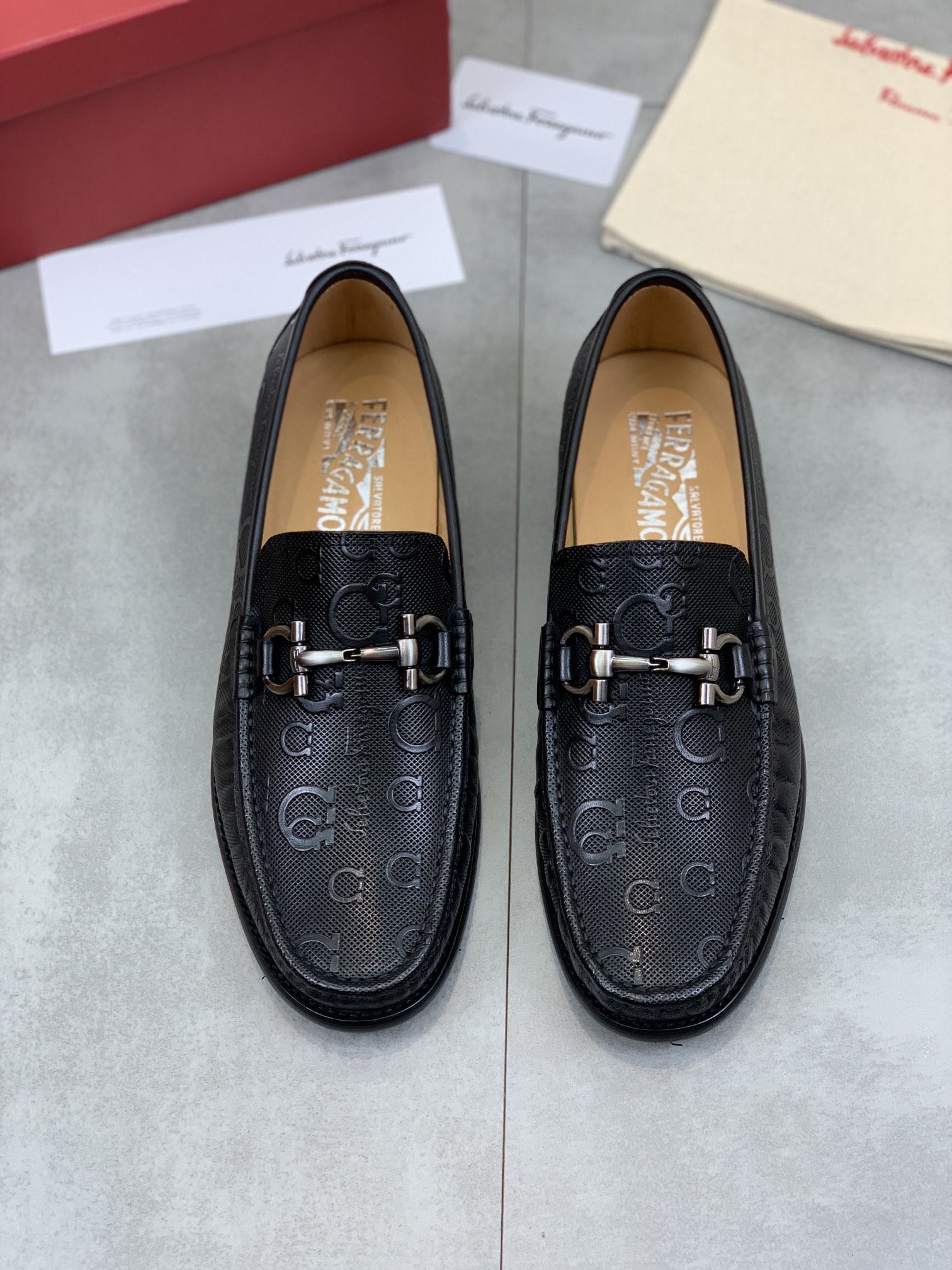 Salvatore Ferragamo Boots 14 - vstockx