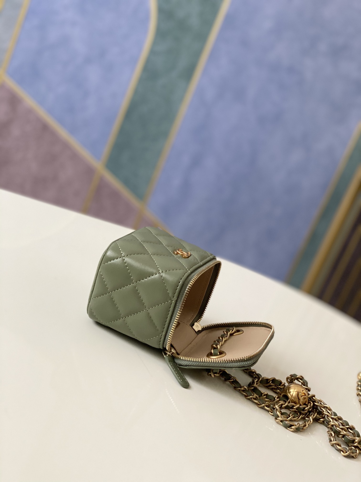 Handbag Chanel 81136 size 10.5 8.5 7 cm - vstockx