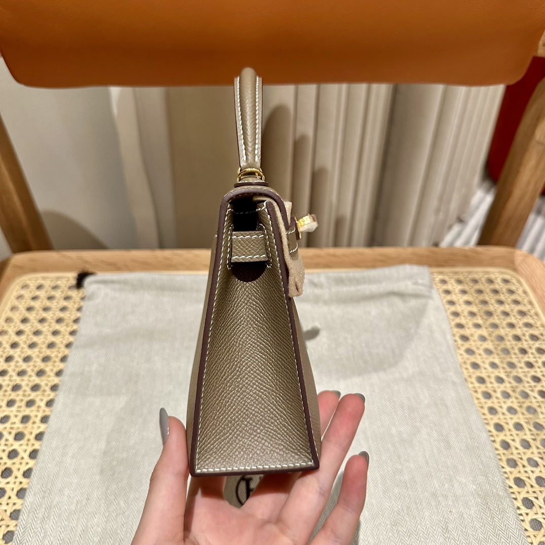 Handbags Hermes mini Kelly size:19cm - vstockx