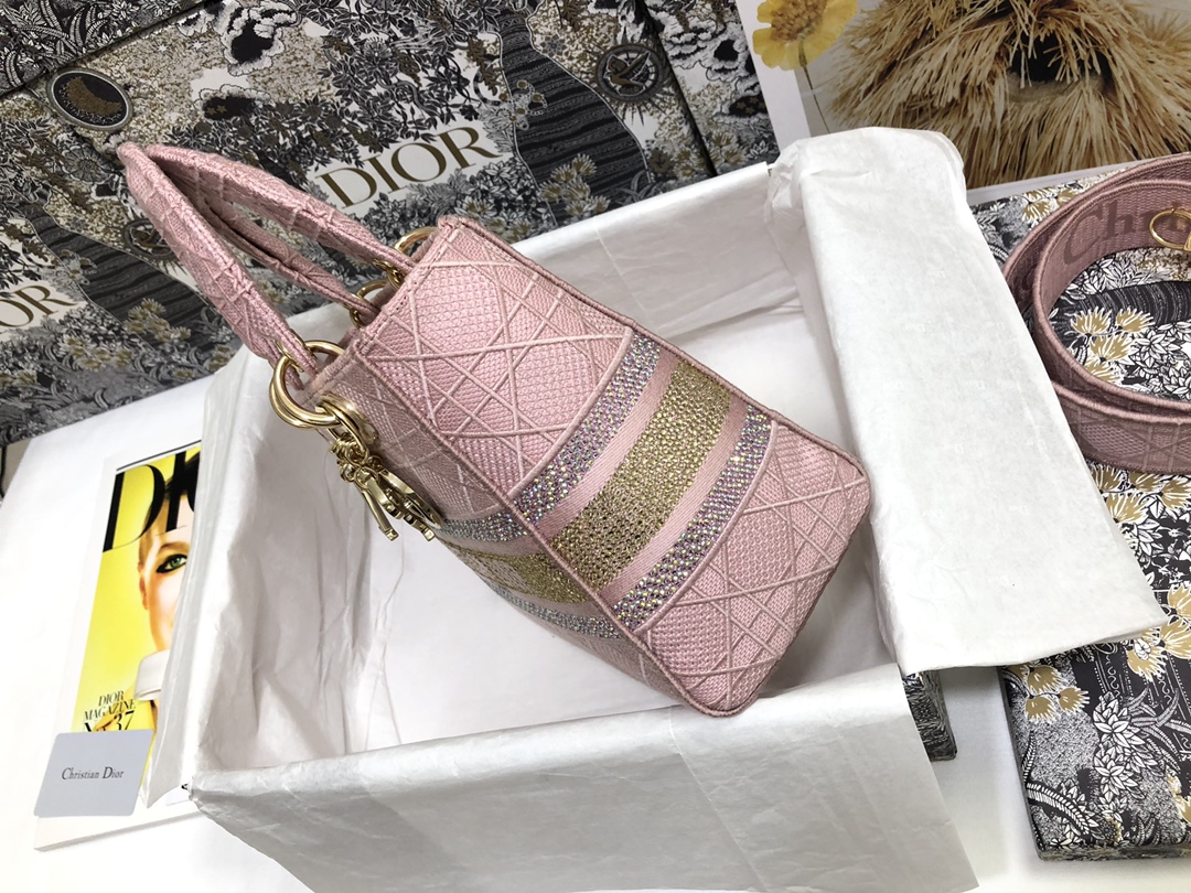 Handbag Dior M0565 size 24*20*11 cm - vstockx