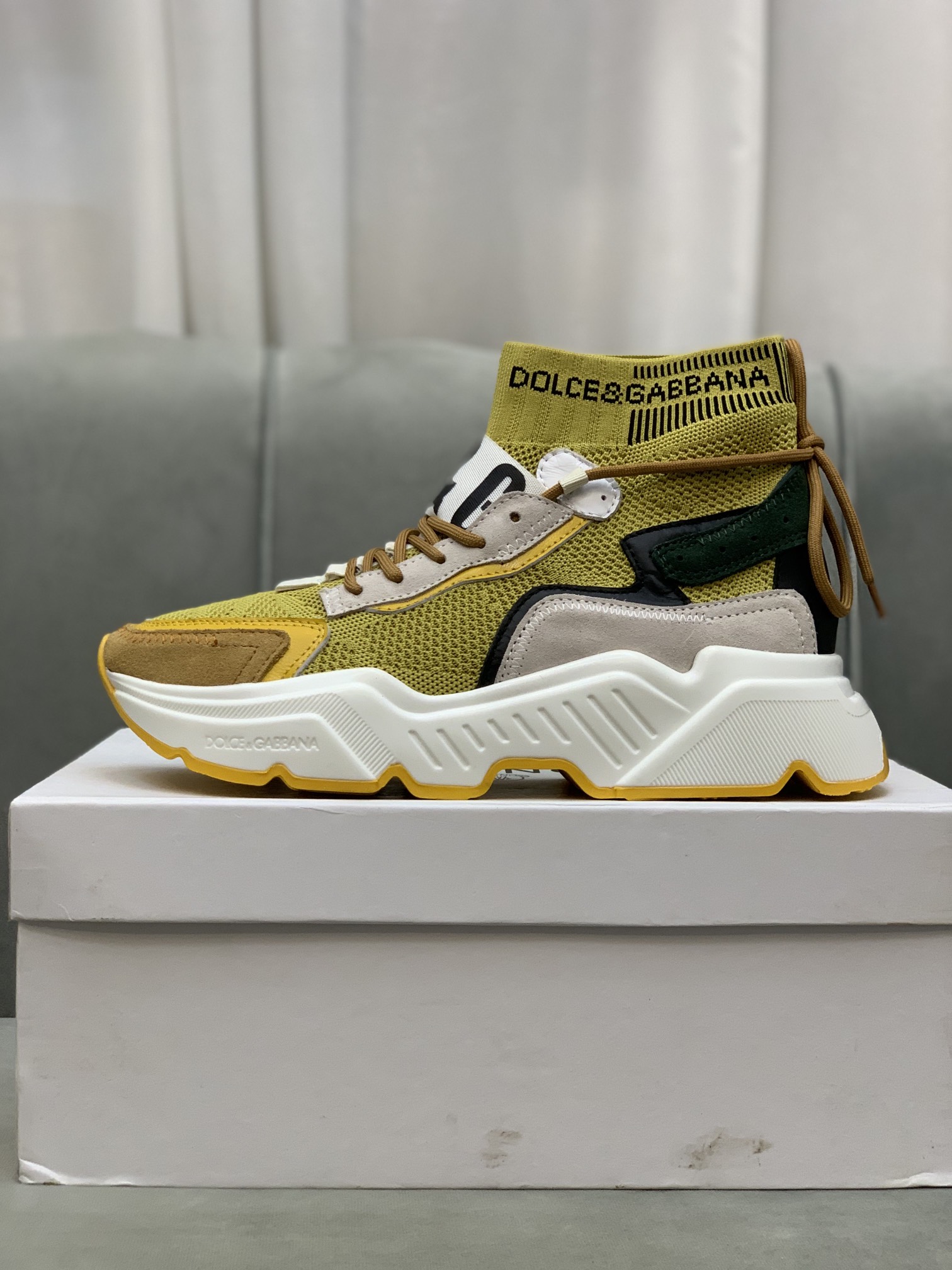 Dolce & Gabbana High-Tops chunky sneakers 4 - vstockx