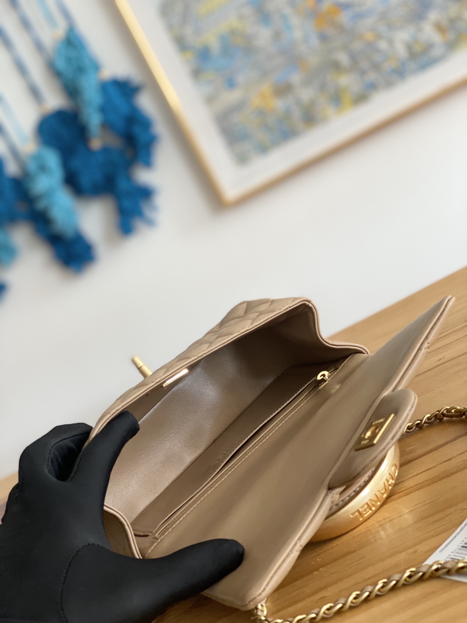 Handbag Chanel AS2431 size 20X14X7 CM - vstockx