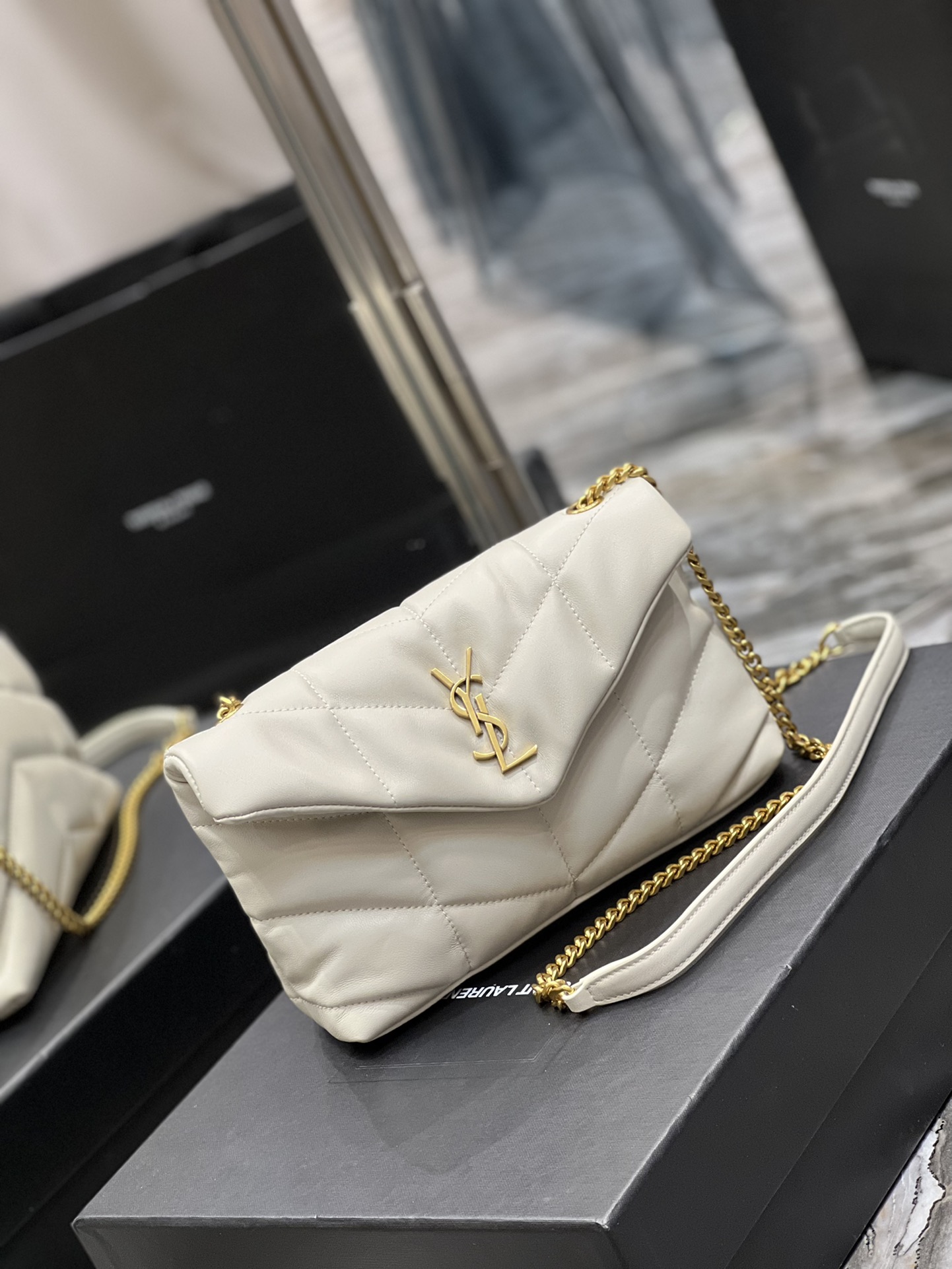 Handbags SAINT LAURENT 620333 size 23  15.5  8.5 cm - vstockx