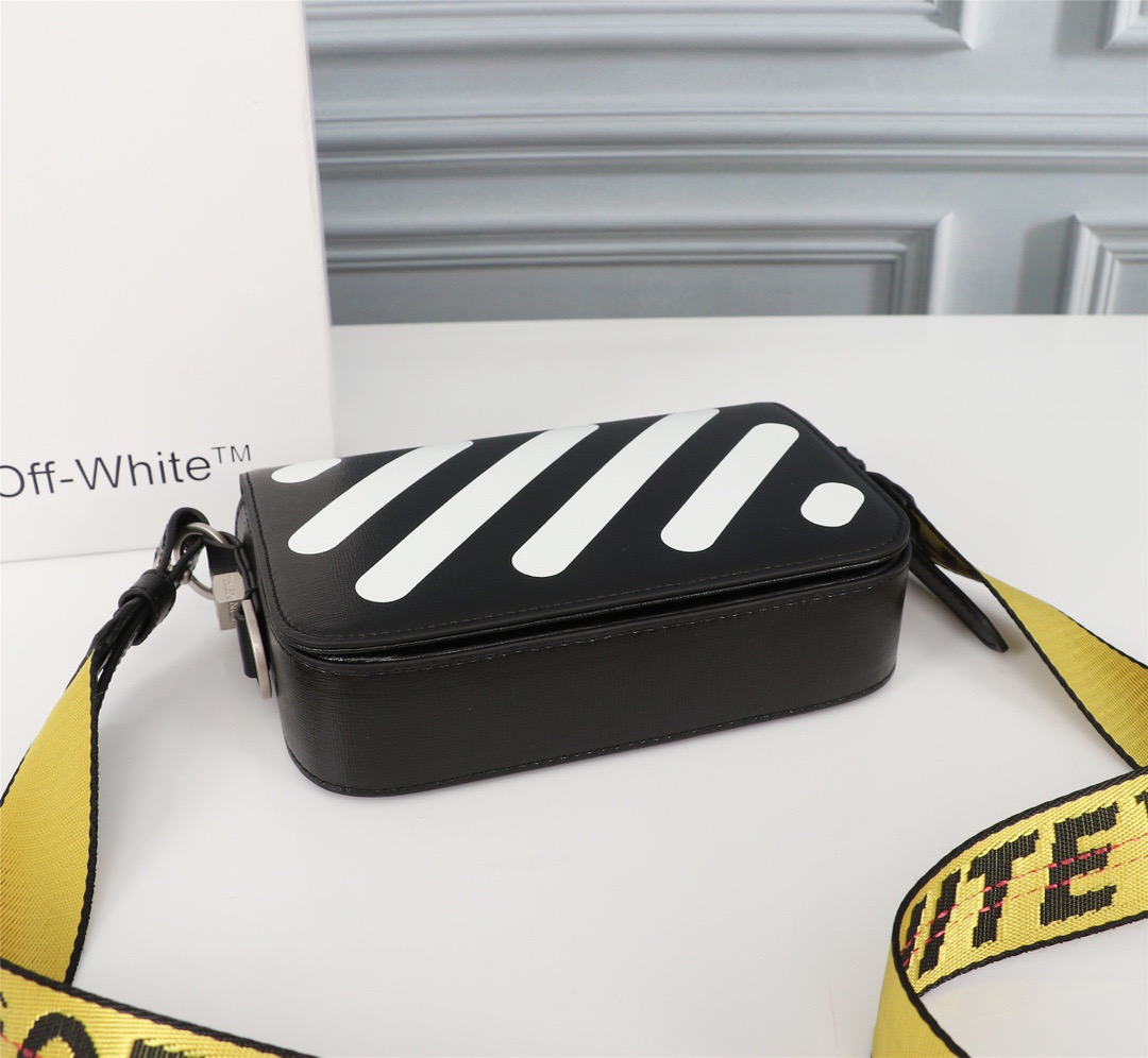 handbags OFF-White 542  4225870  size:18*12*5cm - vstockx