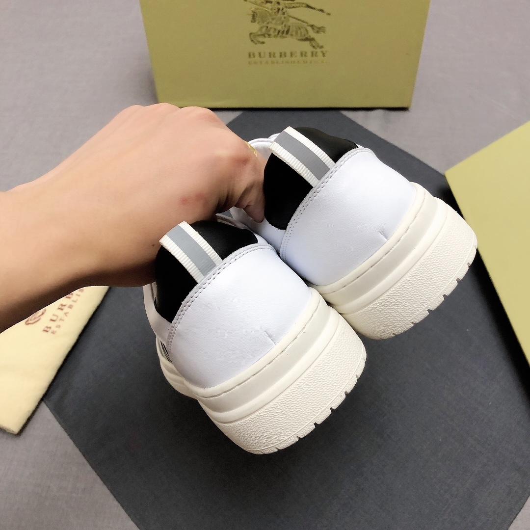 Burberry Perforated Check Sneaker 43 - vstockx