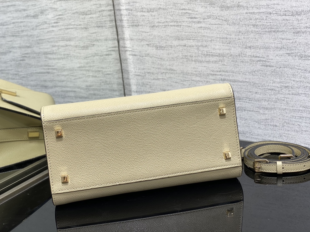 Handbag VALEXTRA size ** - vstockx