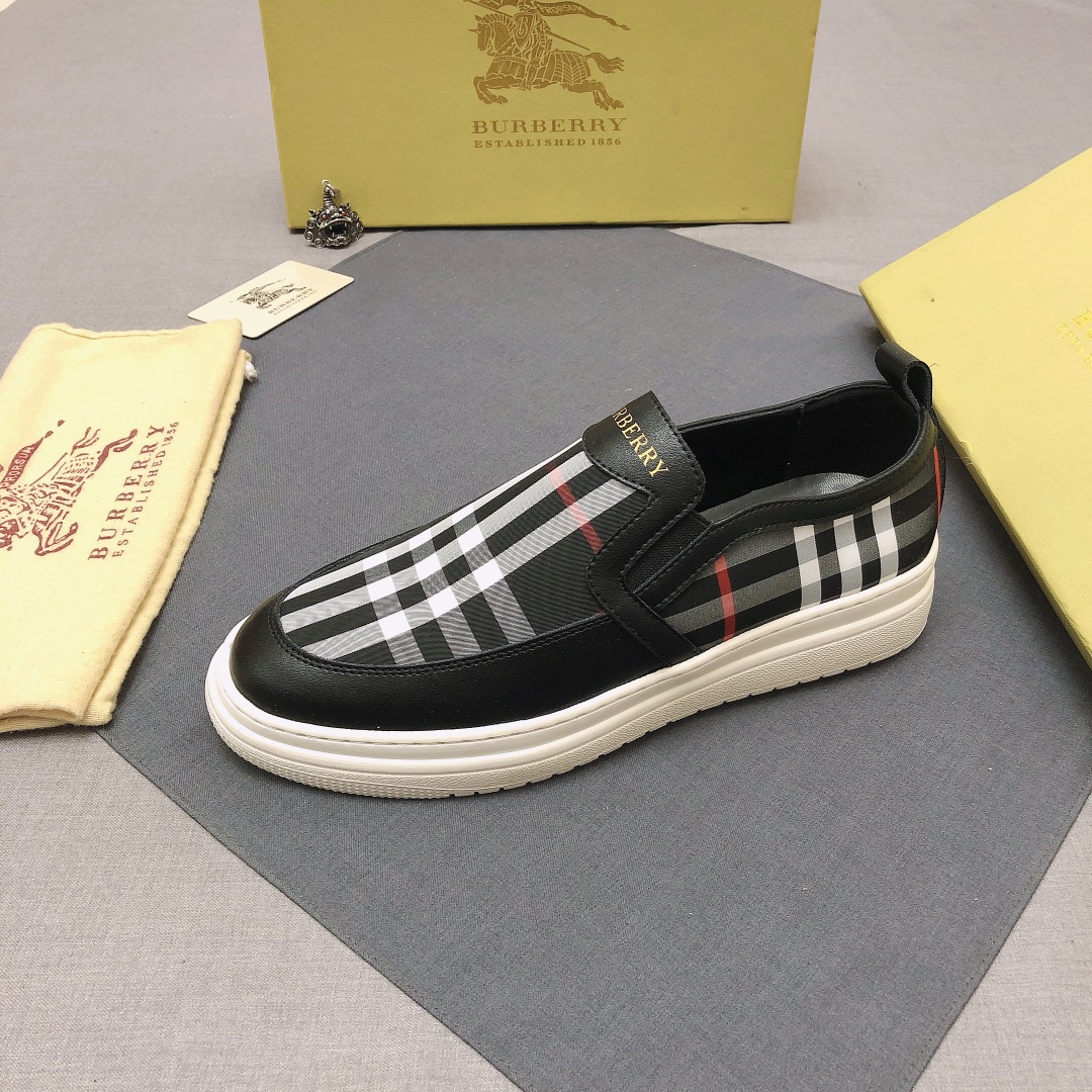 Burberry Perforated Check Sneaker 39 - vstockx