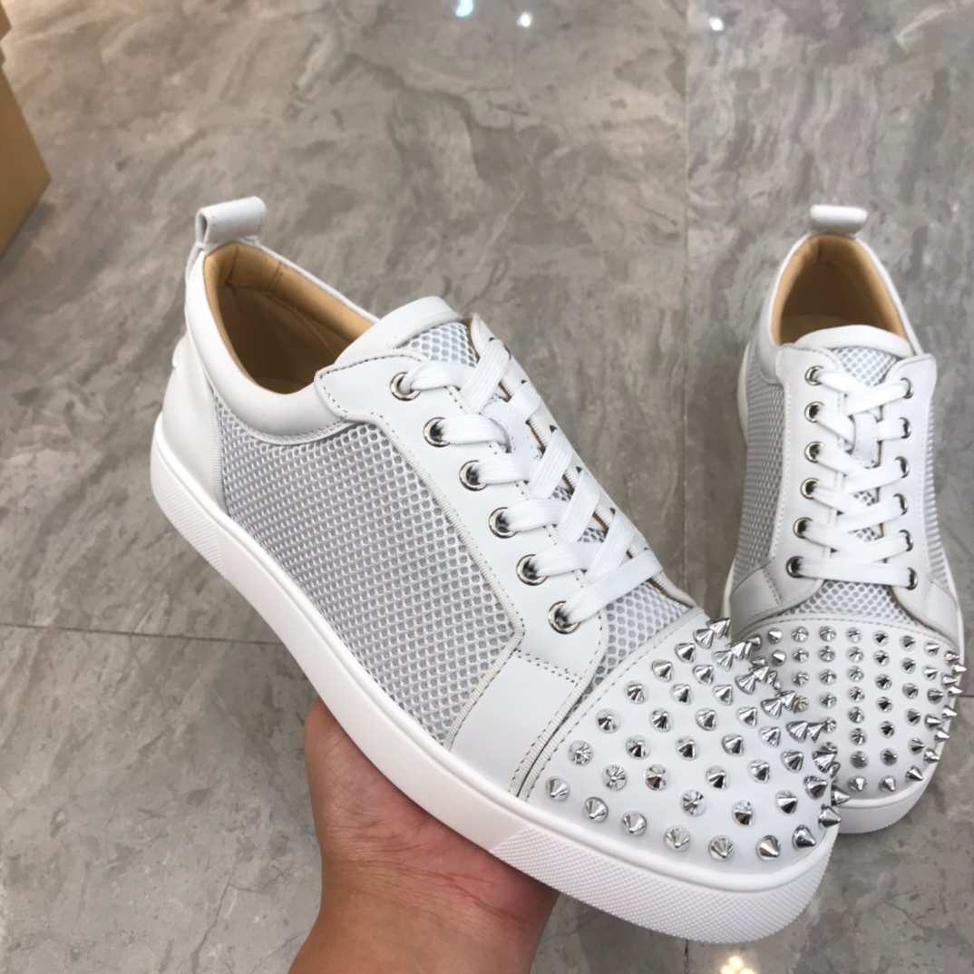 Christian Louboutin Louis Junior Spikes Orlato Flat Sneakers 53 - vstockx