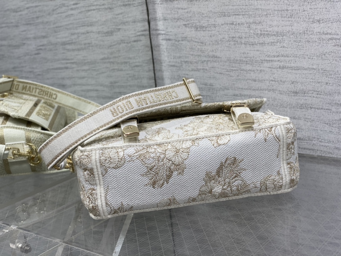 Handbag Dior size 23*15*8 cm - vstockx