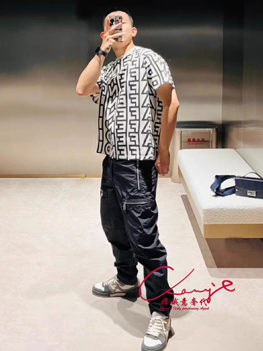 Clothes Fendi 136 - vstockx