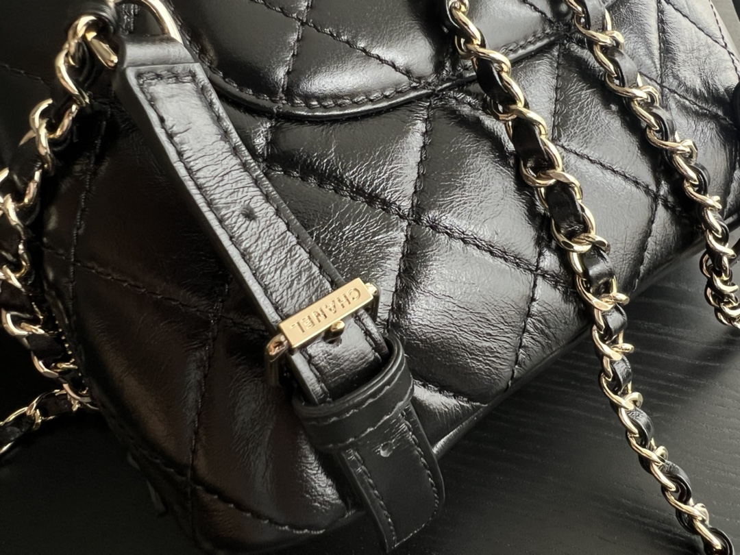 Handbag Chanel 3332 size 22cmx23 cm - vstockx