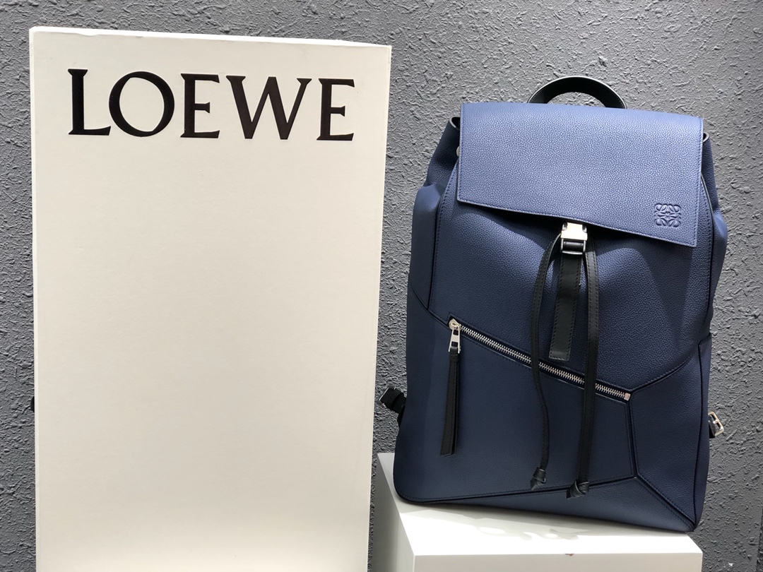 Handbags LOEWE ykk size:33x44.5x19 cm - vstockx
