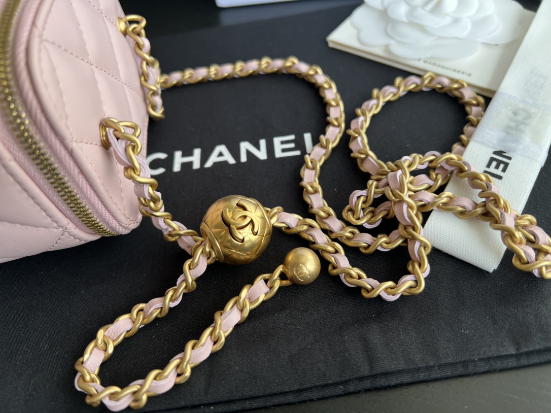 Handbag Chanel AP1447 size 8.5cmx11cmx7 cm - vstockx