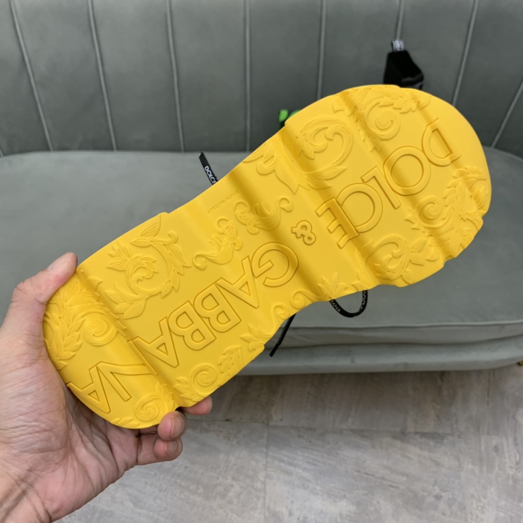 Dolce & Gabbana High-Tops chunky sneakers 2 - vstockx