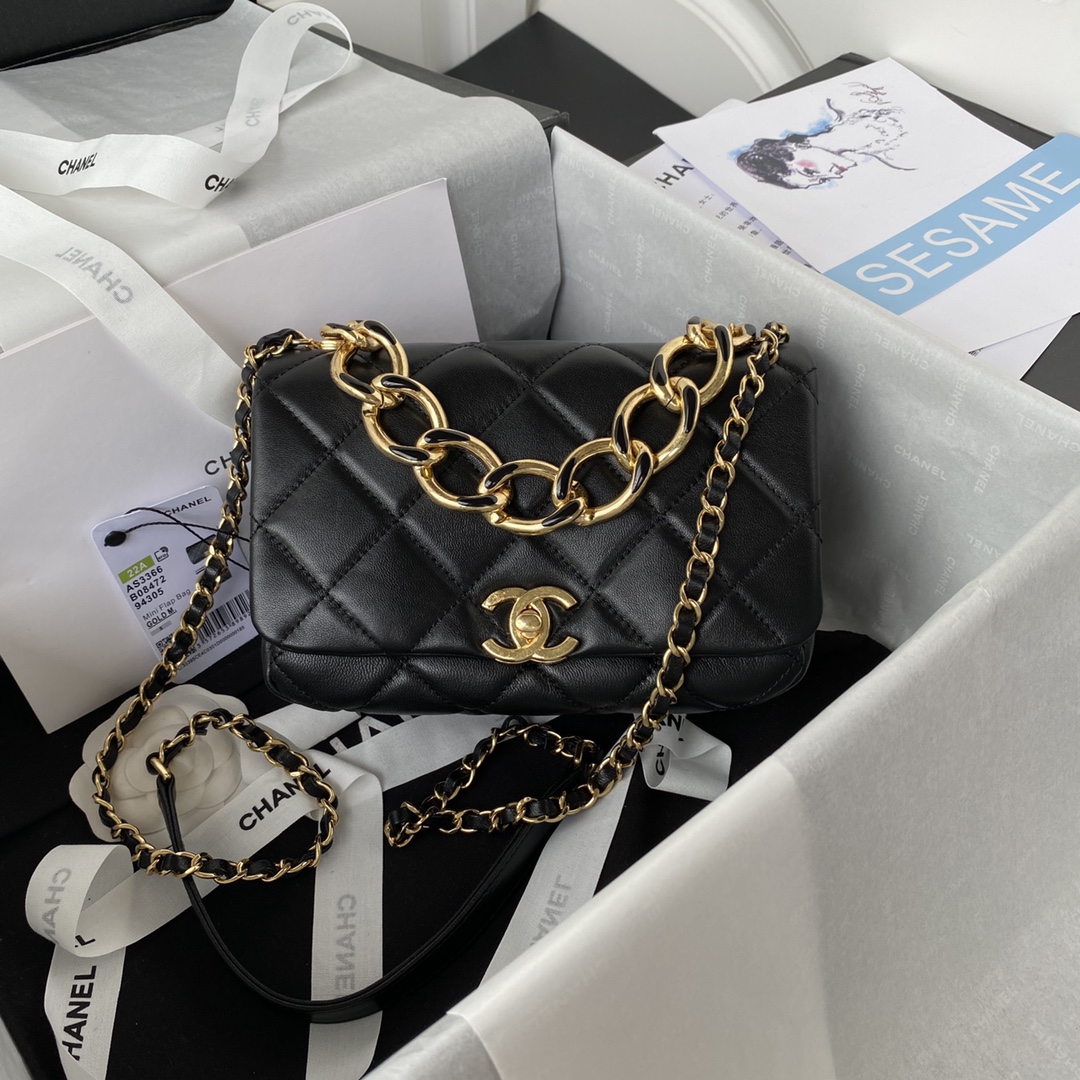Handbag Chanel AS3366 size 20X9X13.5 Cm - vstockx