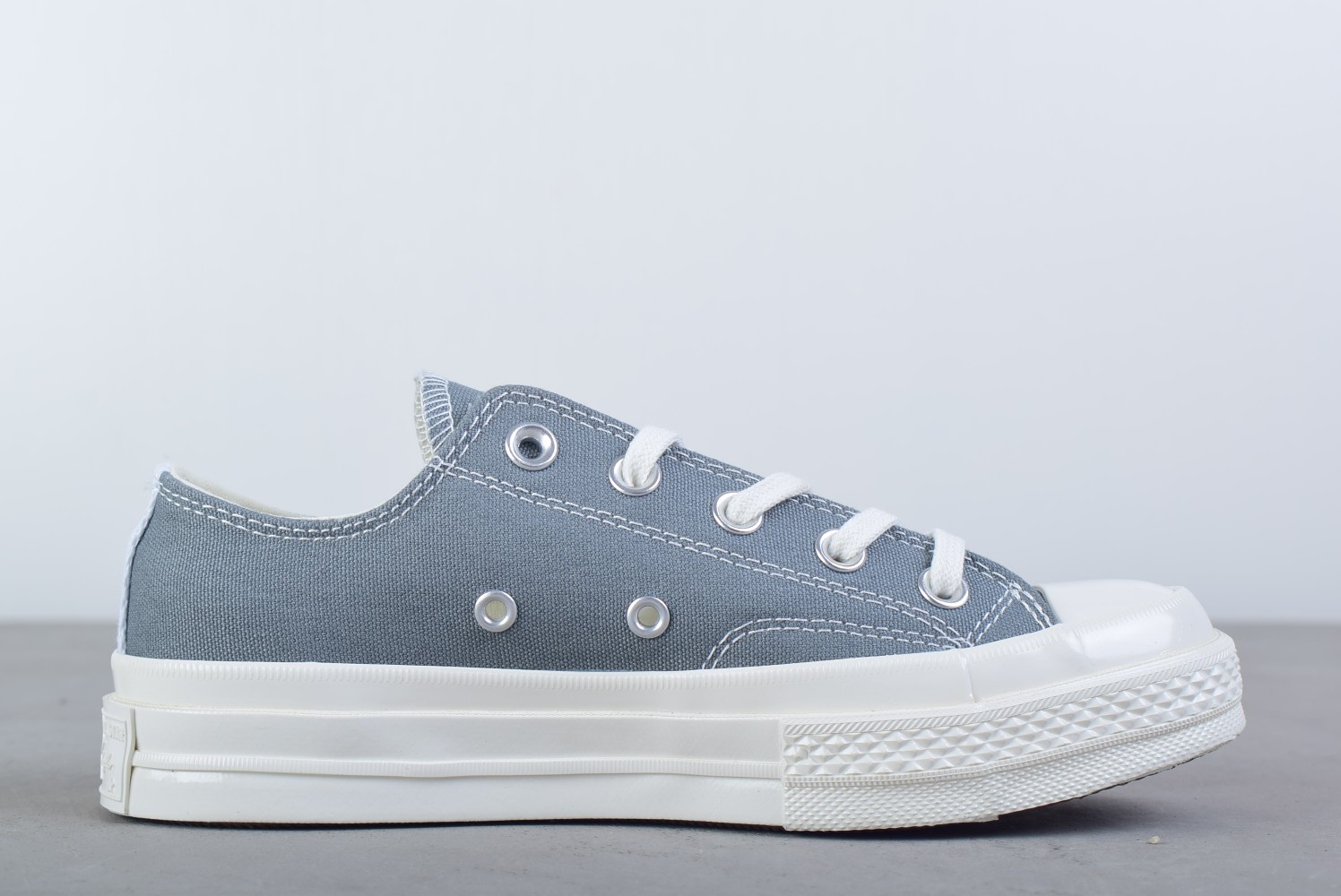 Converse Chuck Taylor All-Star 70s Ox Comme des Garcons PLAY Grey - vstockx