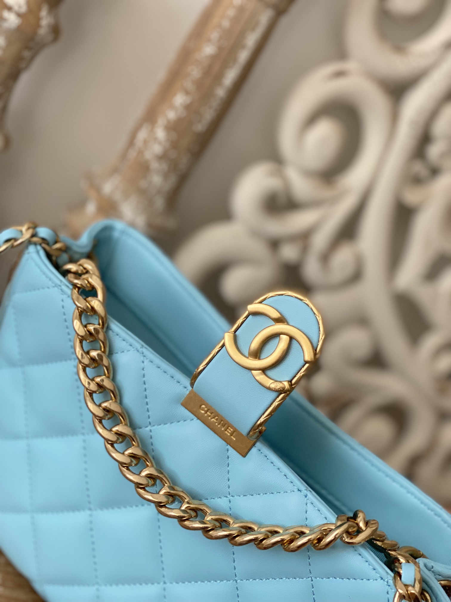 Handbag Chanel 3476 size 17*23*7* cm - vstockx