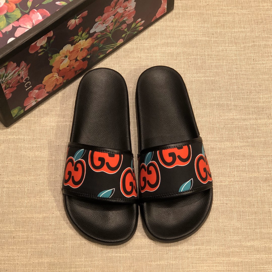 Gucci Slippers 21 - vstockx