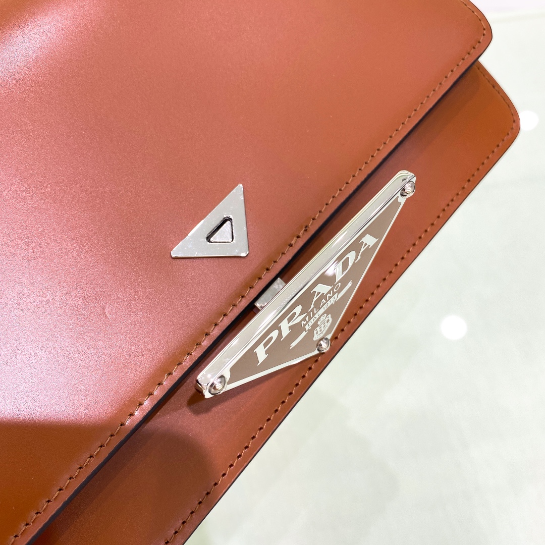 handbags prada 1BD321 24*15*6 - vstockx