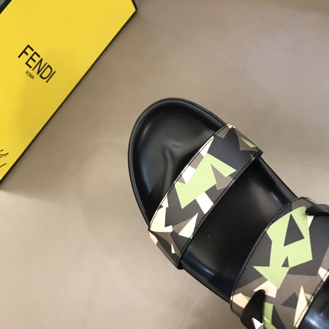Fendi Slides 18 - vstockx