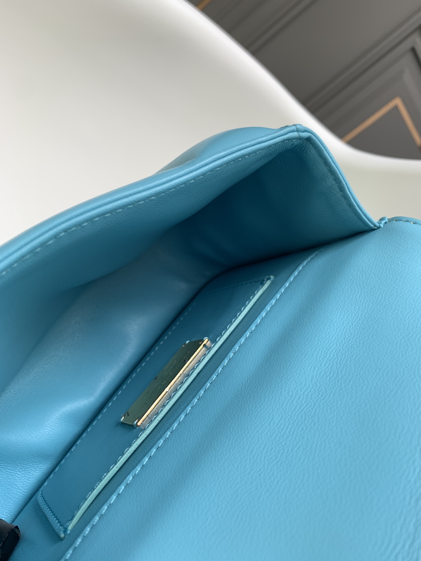 Handbags Bvlgari BVLGARI size:19.2*15*6 cm - vstockx