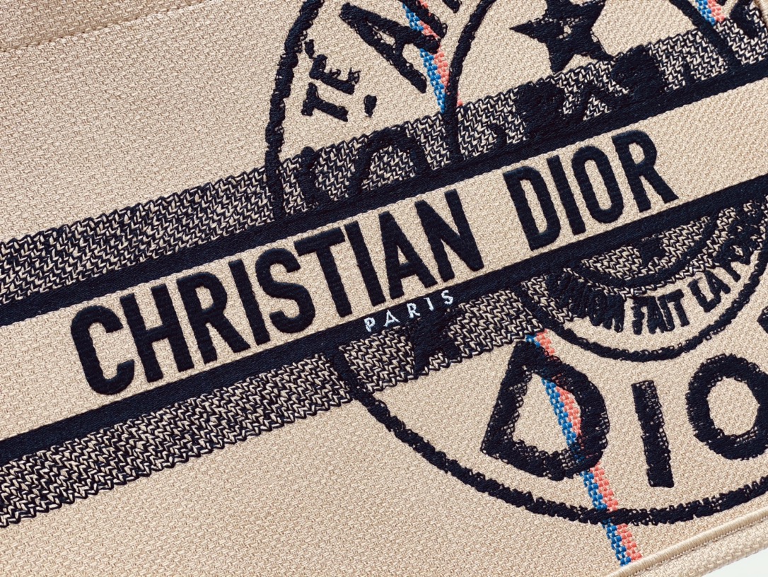 Handbags Dior 8001 size:36.5*28 cm - vstockx