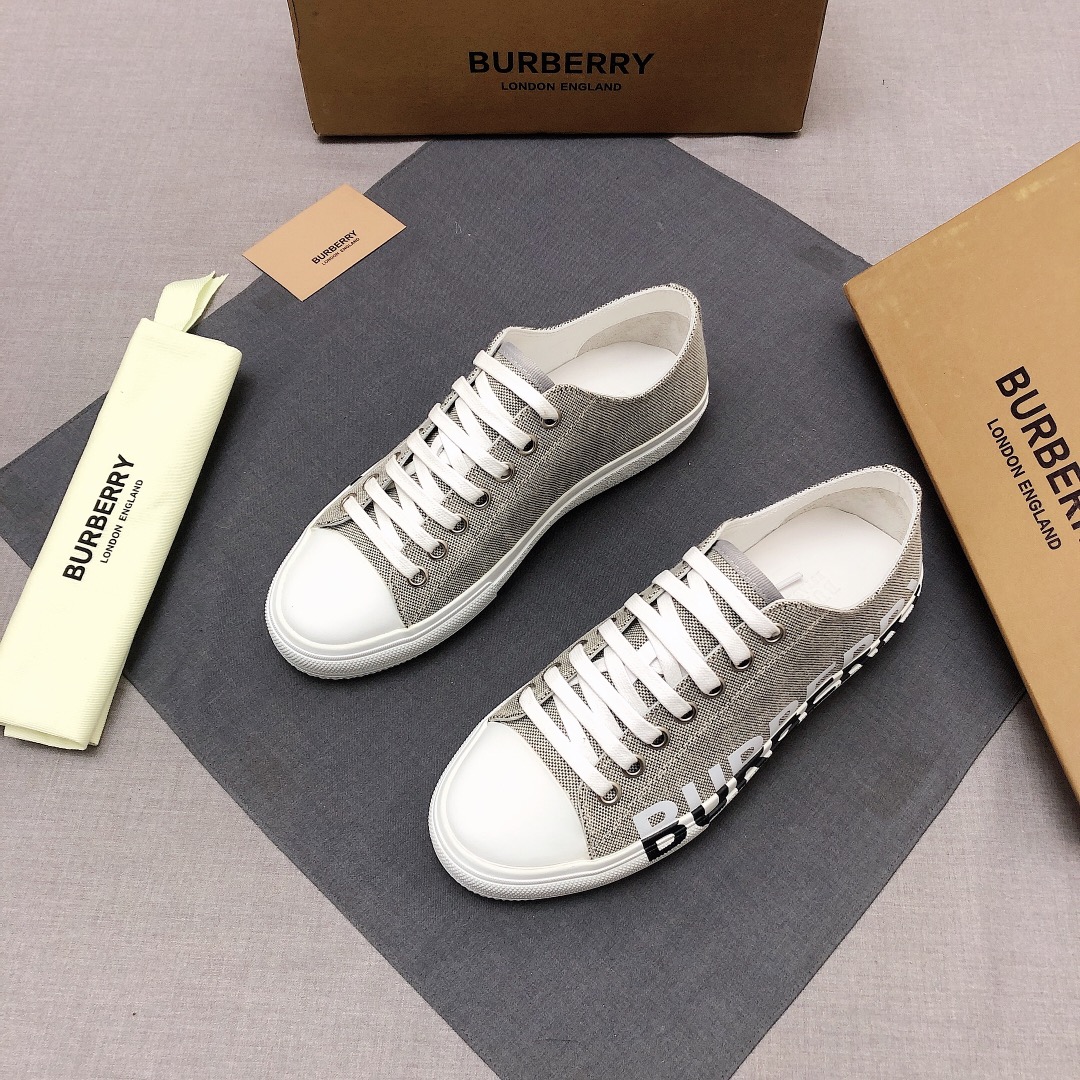 Burberry Perforated Check Sneaker 10 - vstockx