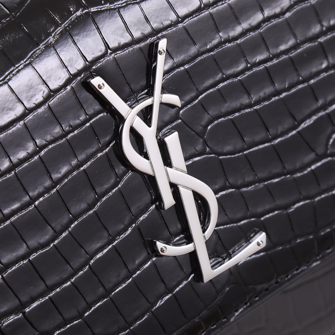 Handbags SAINT LAURENT 442906 size 22x8x16 cm - vstockx