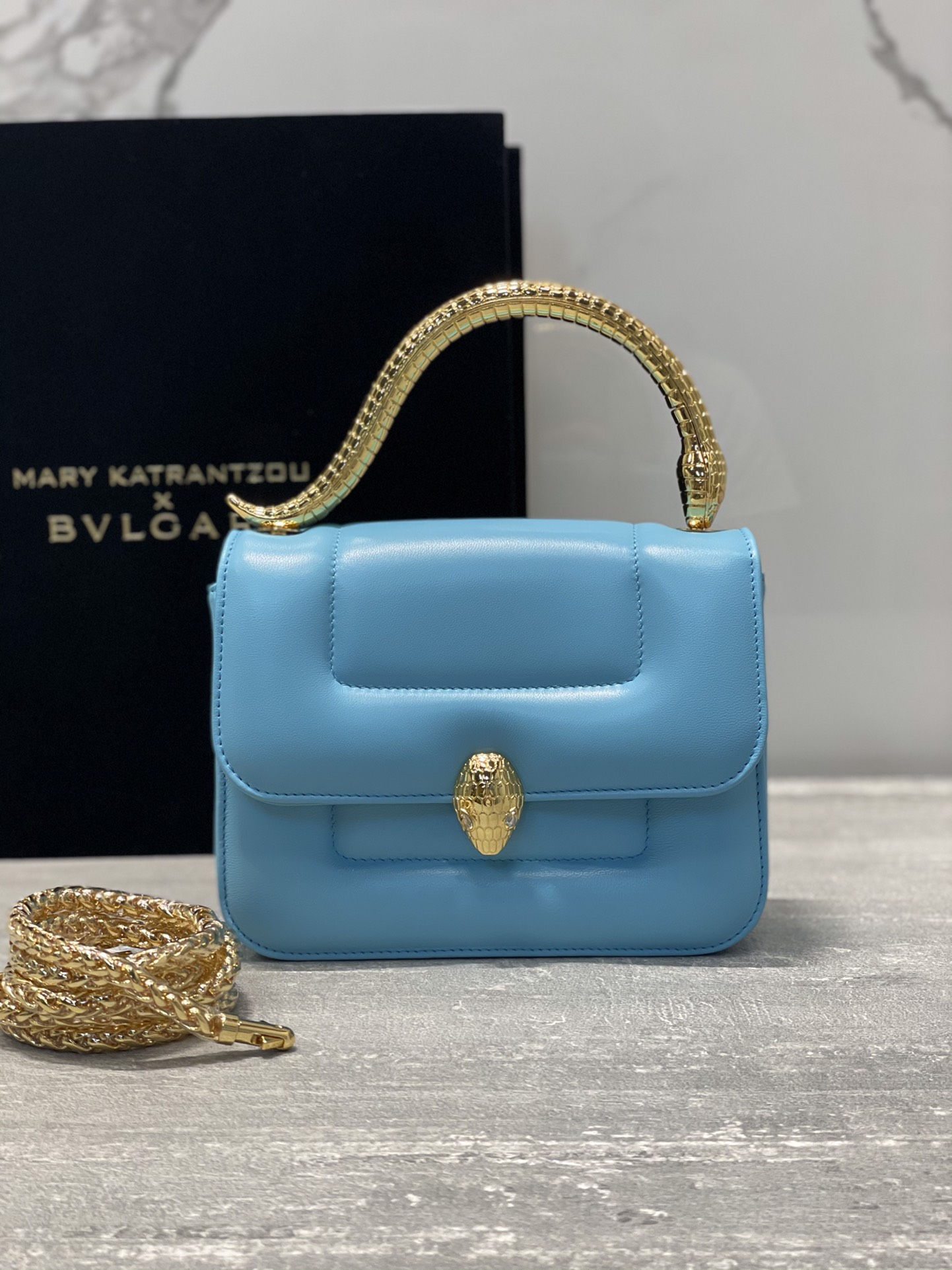 Handbags Bvlgari 291071 size:19.2*15*6 cm - vstockx