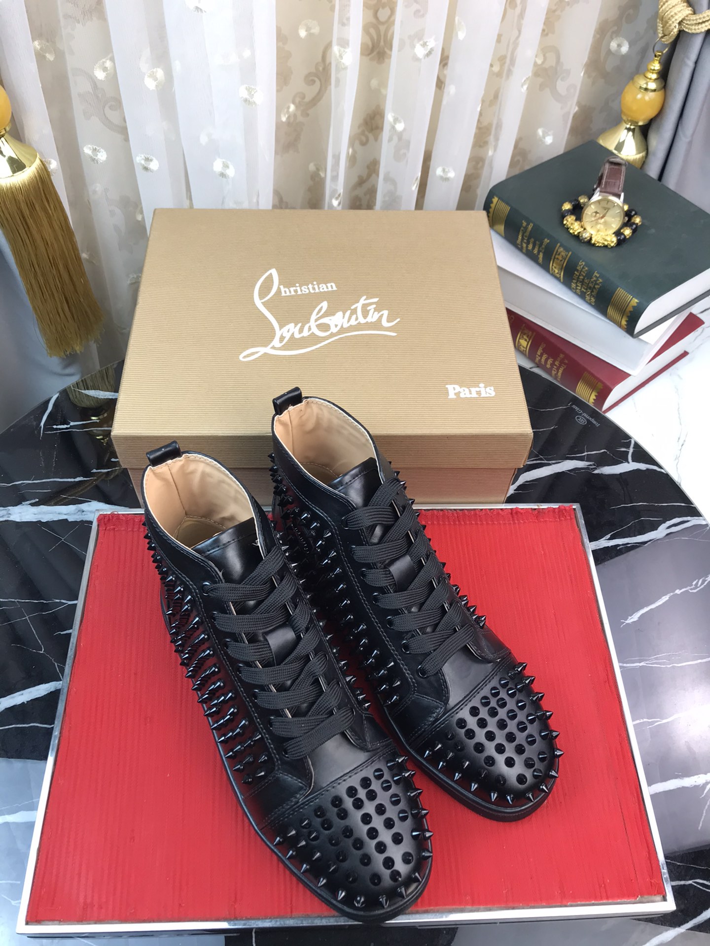 Christian Louboutin Louis Junior Spikes Orlato Flat Sneakers 4 - vstockx