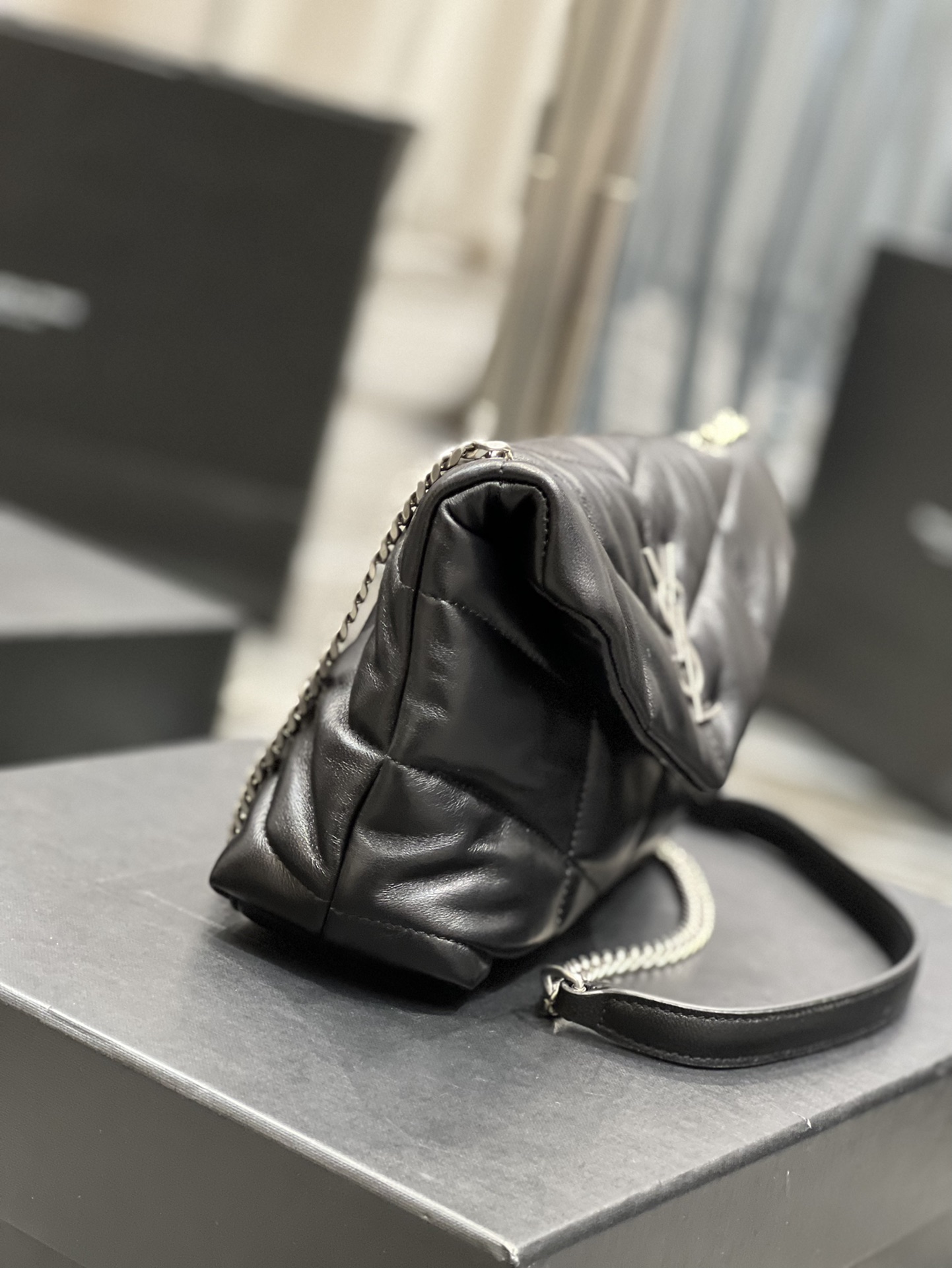 Handbags SAINT LAURENT 620333 size 23  15.5  8.5 cm - vstockx