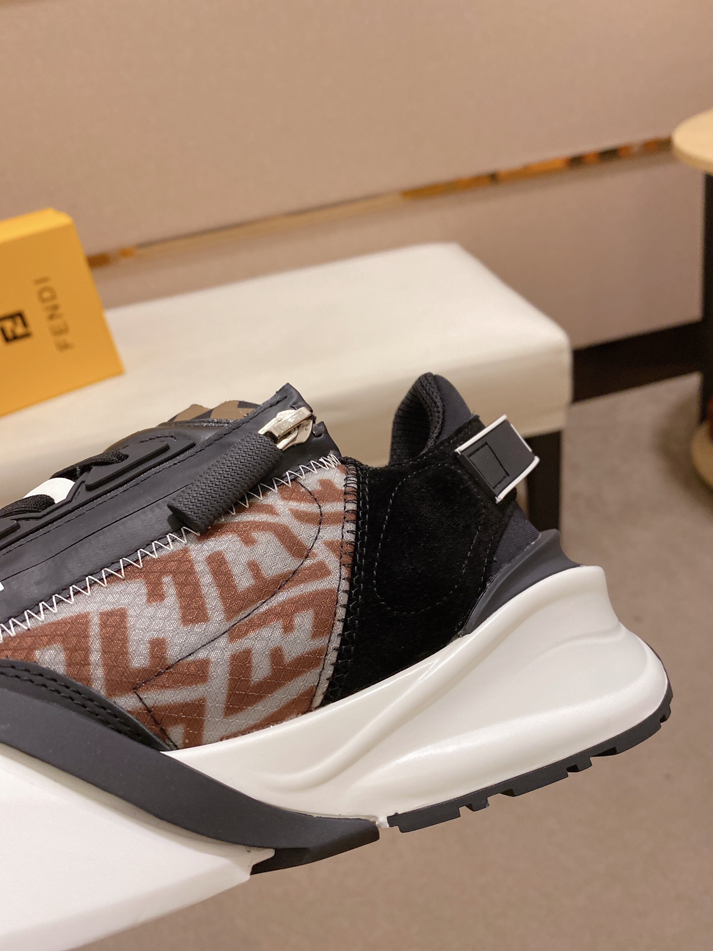 Fendi Flow Ff Sneakers 19 - vstockx