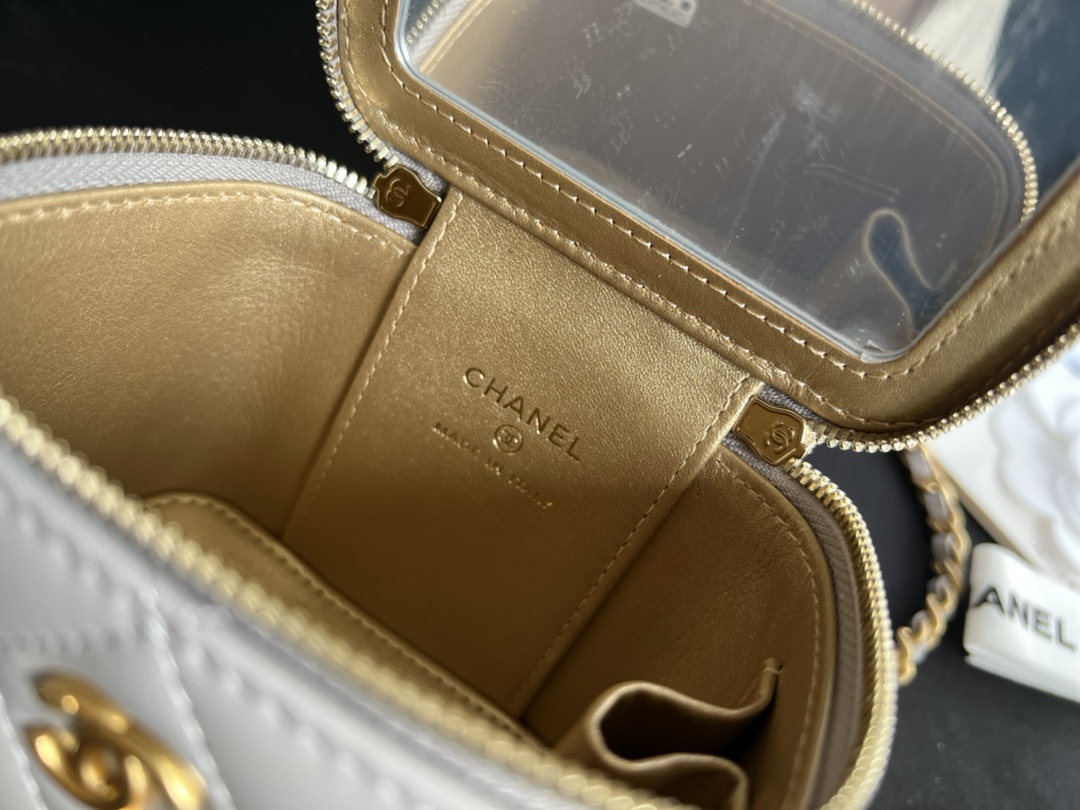 Handbag Chanel AP1447 size 8.5cmx11cmx7 cm - vstockx