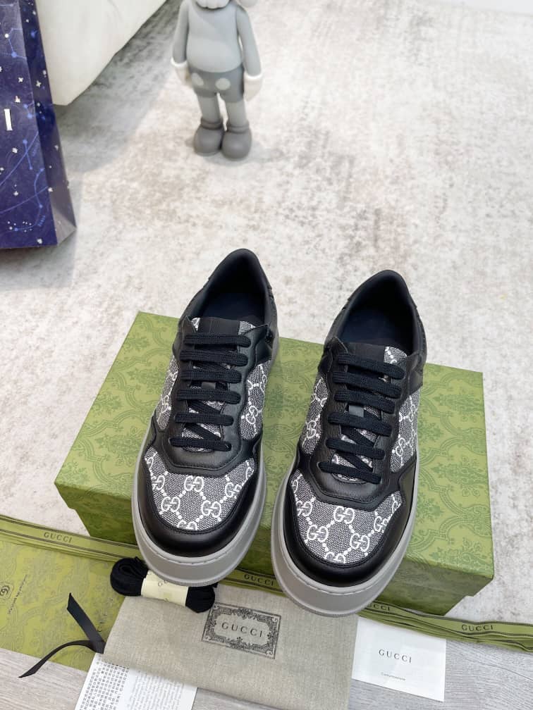 Gucci GG Sneaker Black leather trim - vstockx