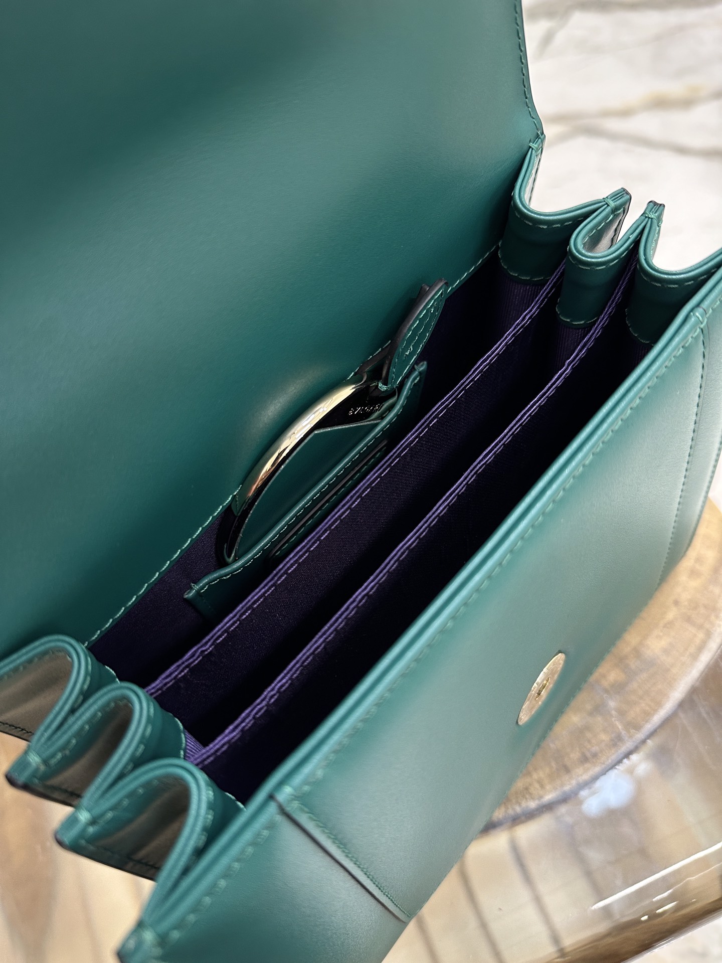 Handbags Bvlgari 38329 size:18*16*9 cm - vstockx