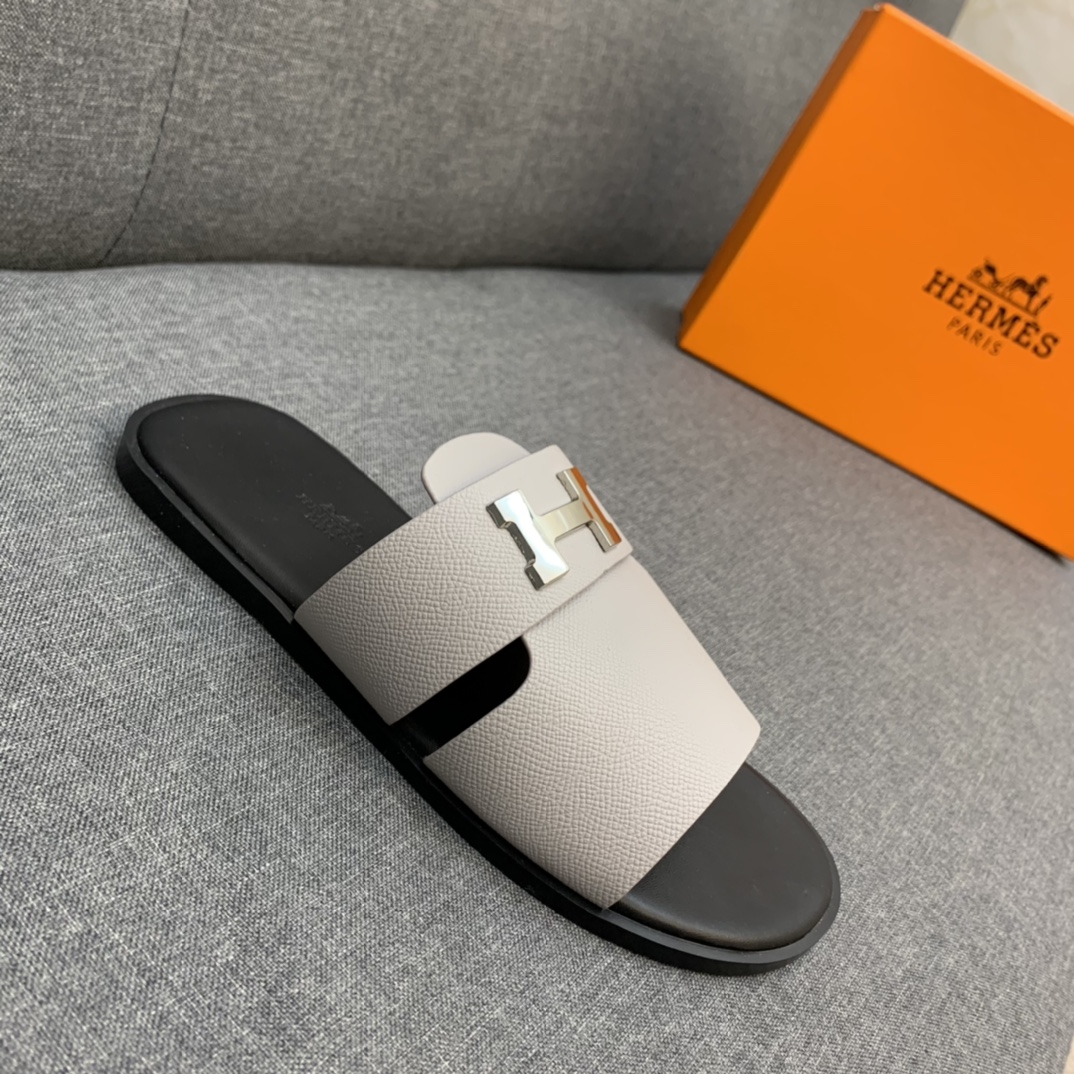 Hermes Sandals 31 - vstockx