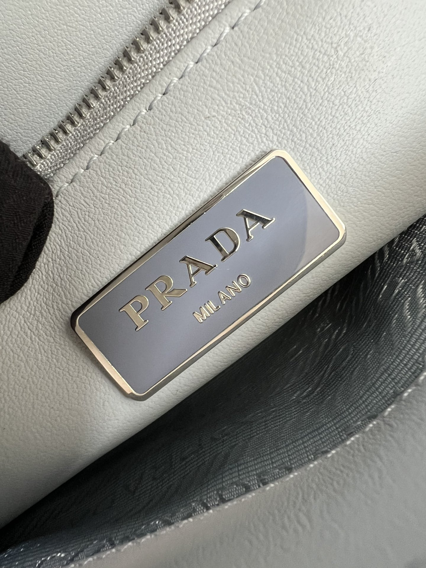 handbags prada 1BD295 23*12.5*5.5 - vstockx