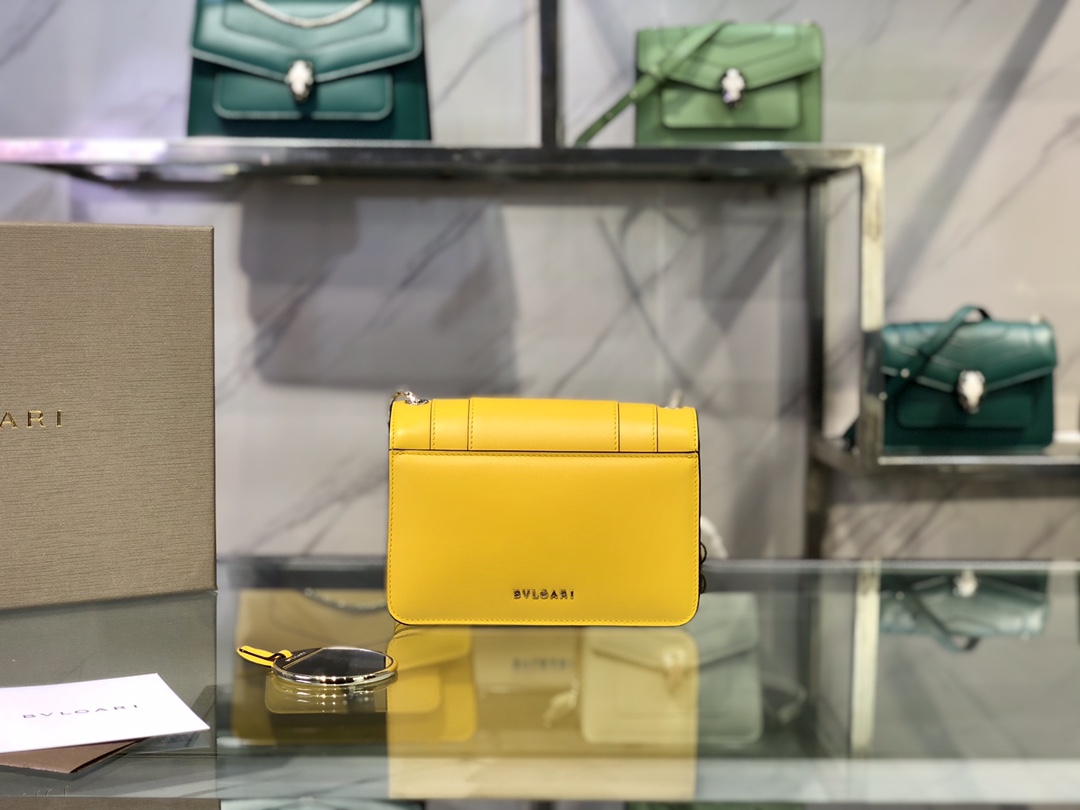 Handbags Bvlgari 9676 size:19*13*7 cm - vstockx