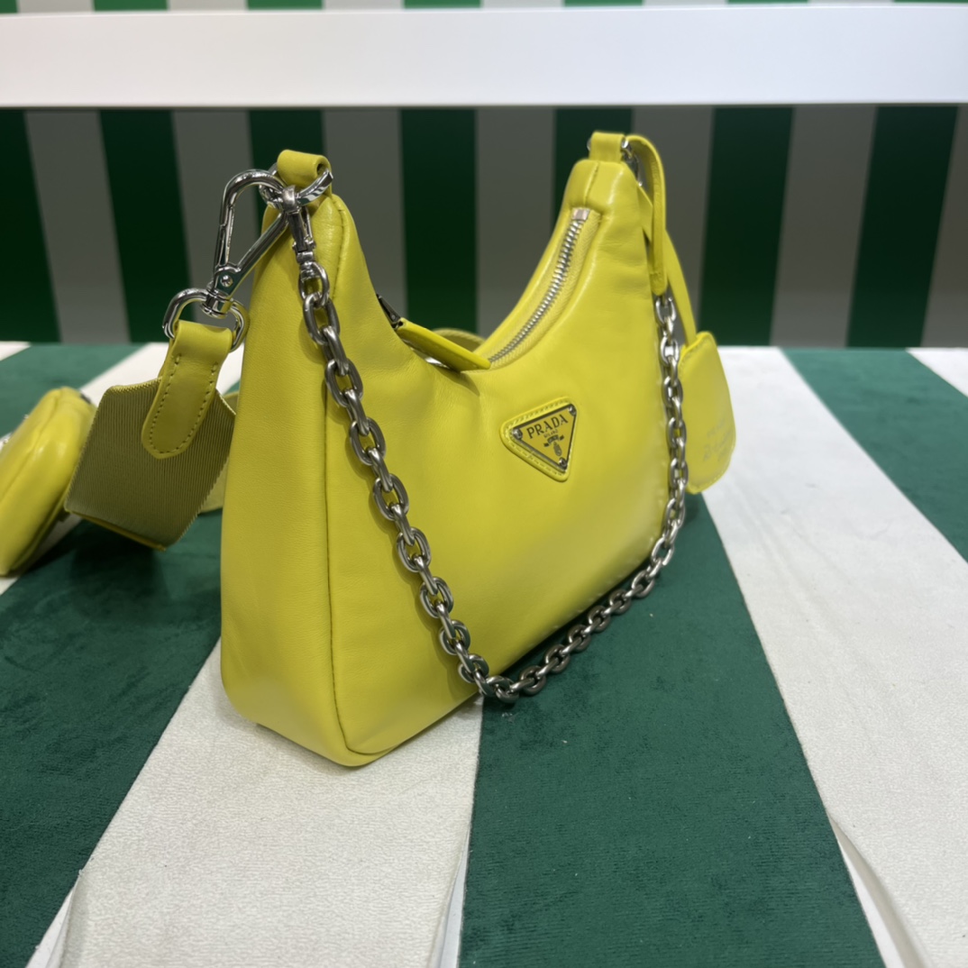 Handbags Prada 1BH240 size:22*12*6 cm - vstockx