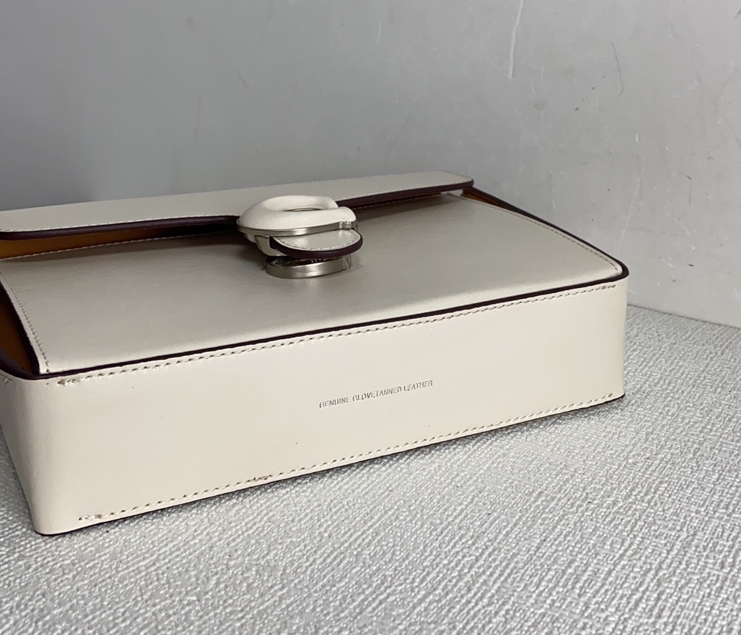 Handbags Coach CH750 size:23*14*5 - vstockx